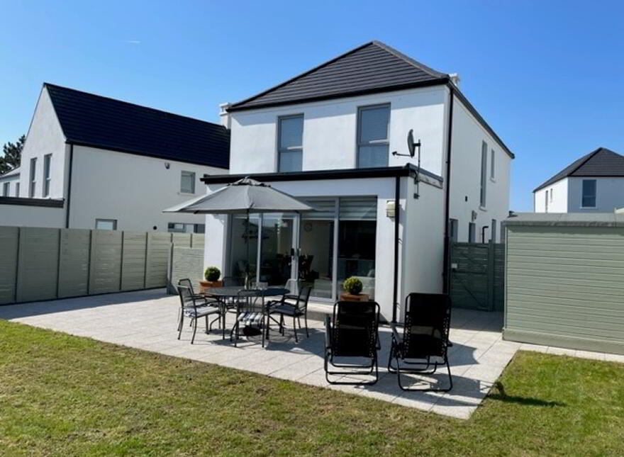 12 Nursery Mews, Portstewart, BT55 7NT