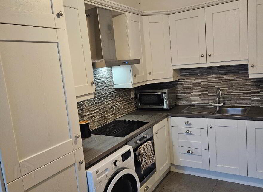 Unit 3A, Cloughmore Terrace, Warrenpoint, Newry Hilltown, BT34 3HP