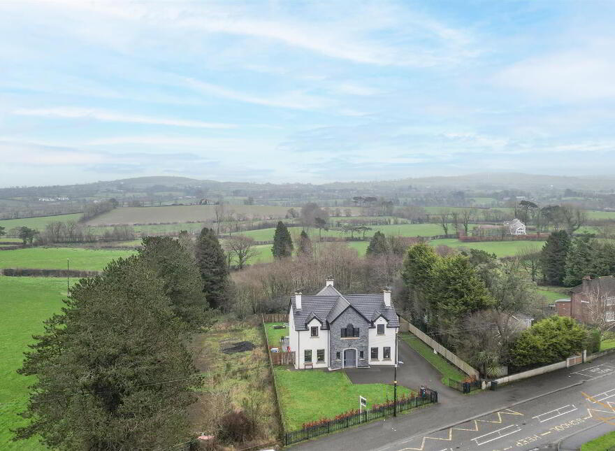 192 Seven Mile Straight, Nutts Corner, Crumlin, BT29 4YR