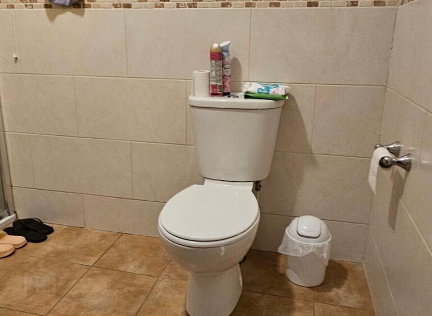 Quidsworth, Bridge Street, Carrick-On-Shannon, N41R9W4
