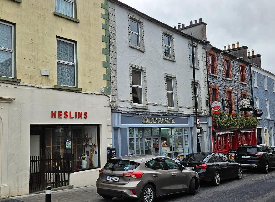 Quidsworth, Bridge Street, Carrick-On-Shannon, N41R9W4