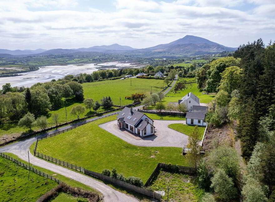 Ards Forest Cottage, Ards, Creeslough, Letterkenny, F92YF74