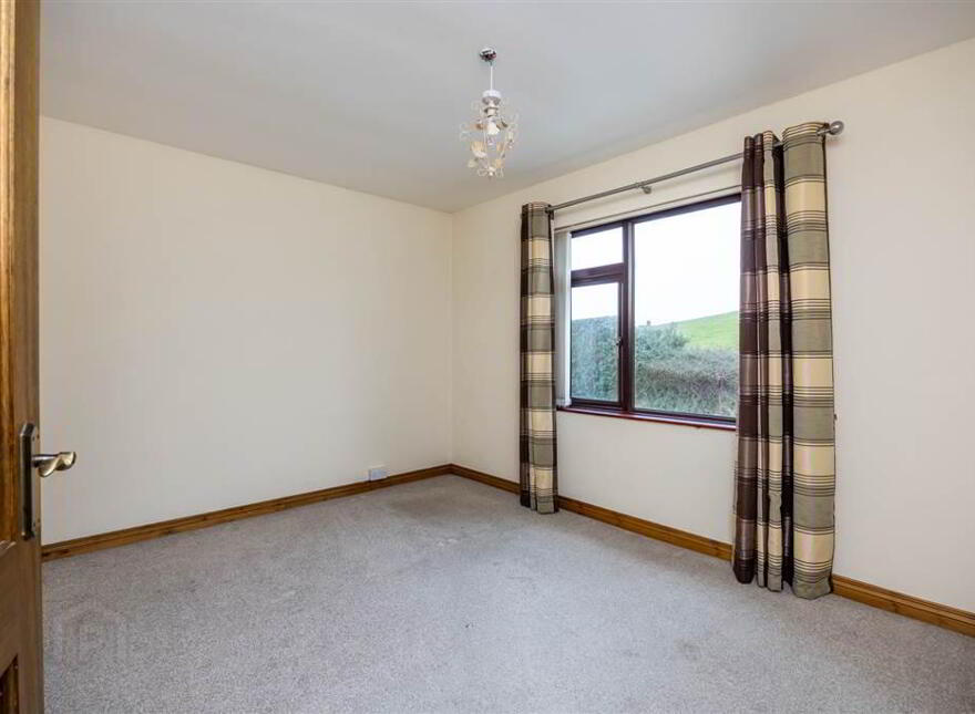 25 Tyrella Road, Ballykinlar, Downpatrick, BT30 8DF