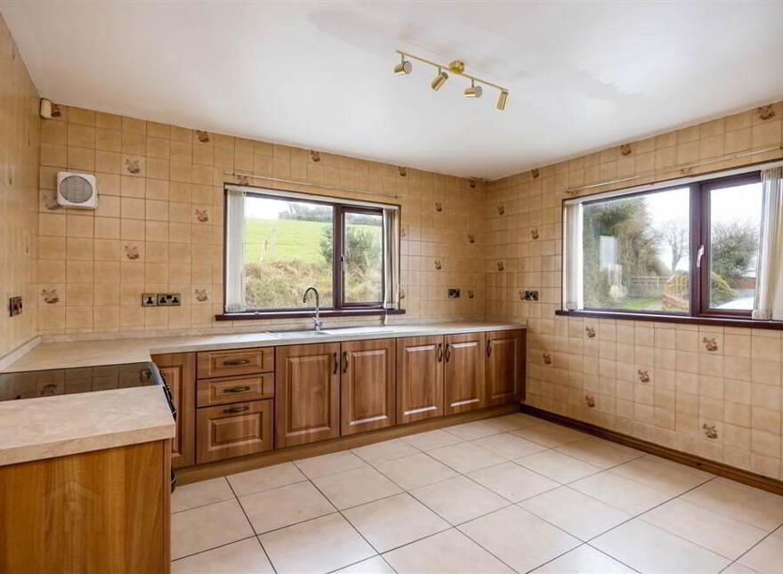 25 Tyrella Road, Ballykinlar, Downpatrick, BT30 8DF