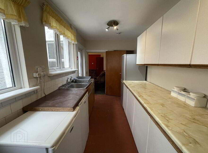 8 Stranmillis Street, Belfast, BT9 5FE