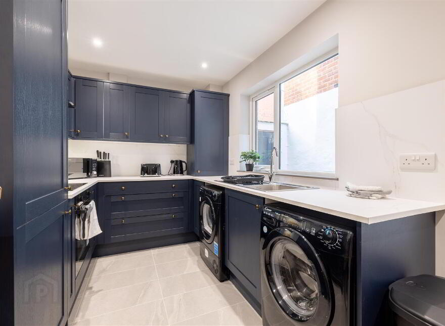 Room 2, 65 Greenore Street, Belfast, BT6 8NF