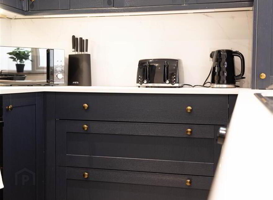 Room 2, 65 Greenore Street, Belfast, BT6 8NF