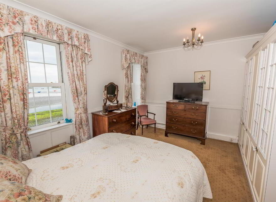 4 Shore Street, Donaghadee, BT21 0DG