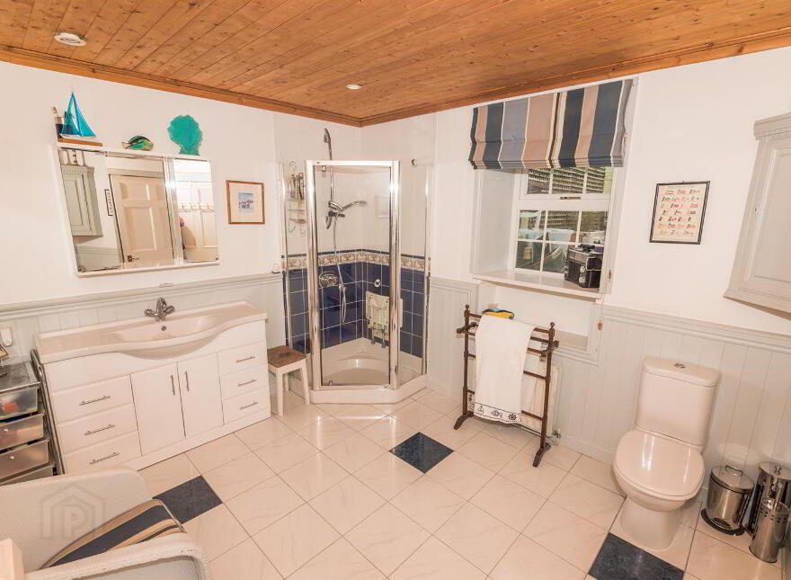 4 Shore Street, Donaghadee, BT21 0DG