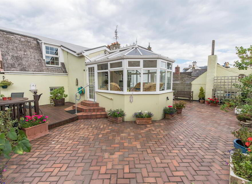 4 Shore Street, Donaghadee, BT21 0DG