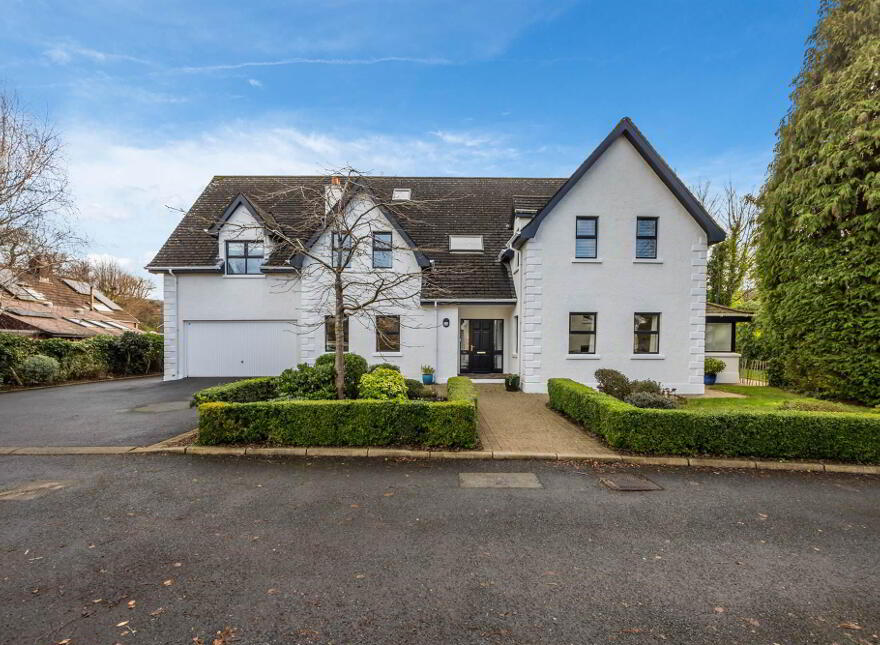 28a Victoria Road, Holywood, BT18 9BG