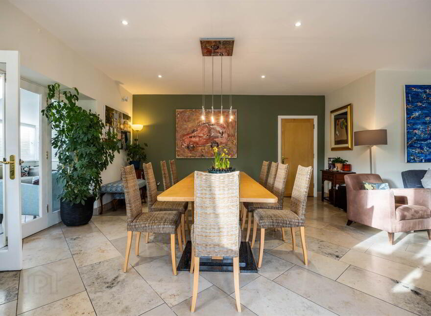 28a Victoria Road, Holywood, BT18 9BG