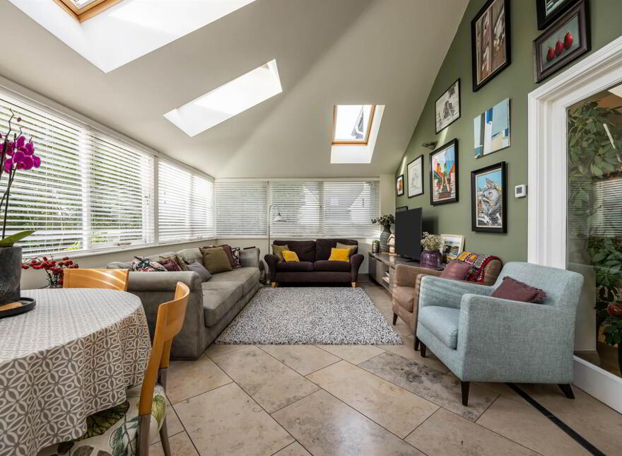 28a Victoria Road, Holywood, BT18 9BG