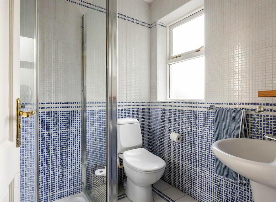 28a Victoria Road, Holywood, BT18 9BG