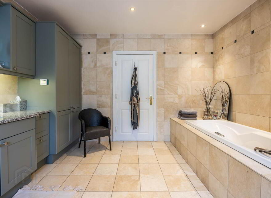 28a Victoria Road, Holywood, BT18 9BG