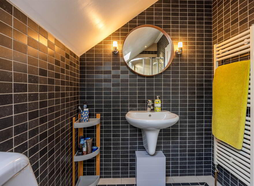 28a Victoria Road, Holywood, BT18 9BG