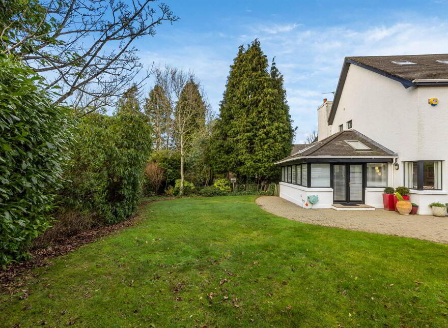 28a Victoria Road, Holywood, BT18 9BG