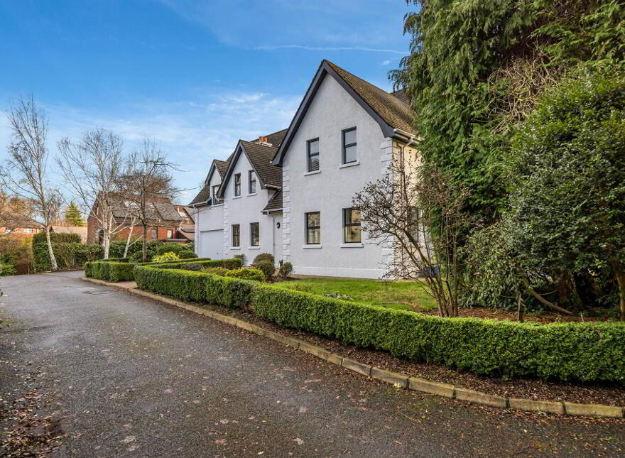 28a Victoria Road, Holywood, BT18 9BG