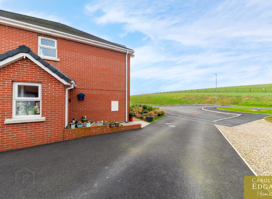 9 Gowland Grove, Portavogie, Newtownards, BT22 1SW