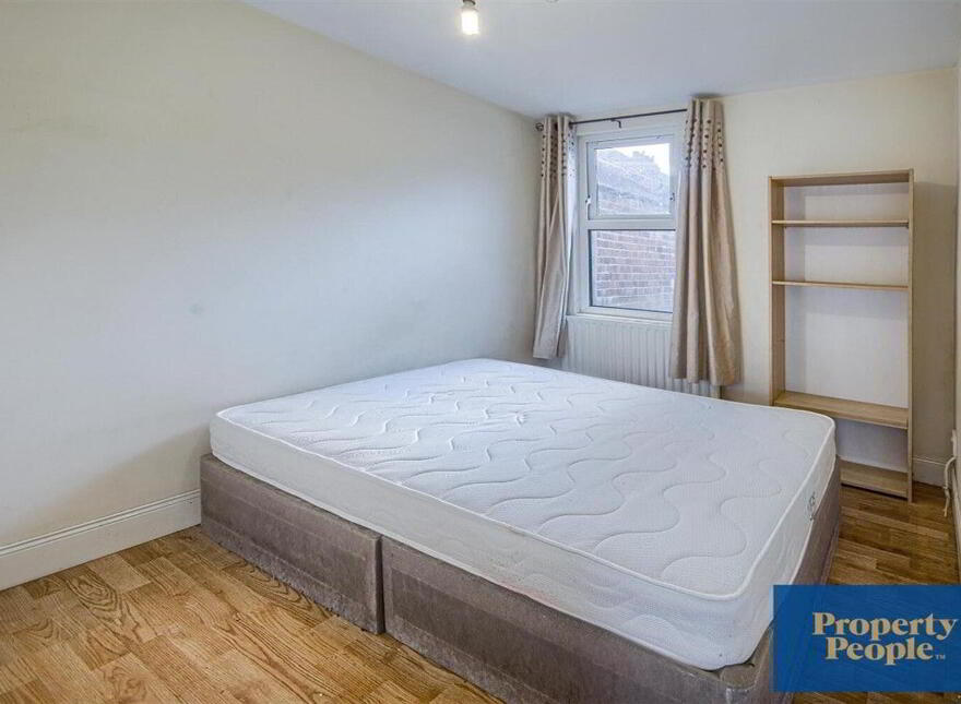 19 Cairo Street, Belfast, BT7 1QS