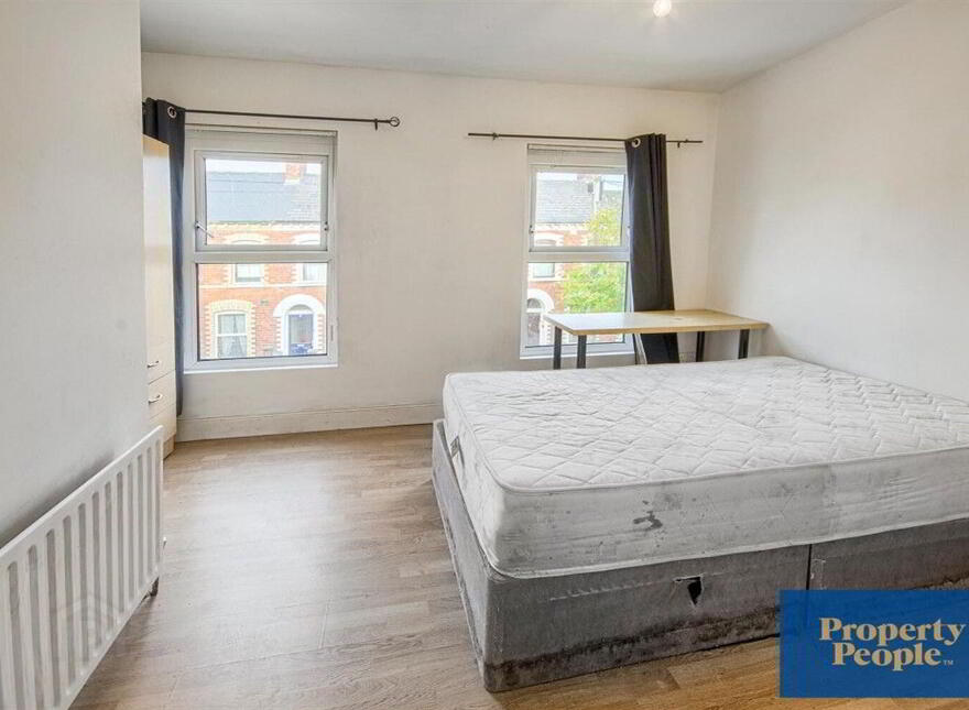 19 Cairo Street, Belfast, BT7 1QS