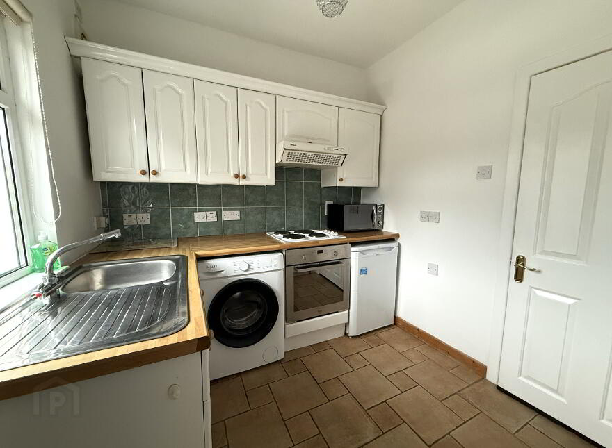 130 Causeway End Road, Lisburn, BT28 2ED