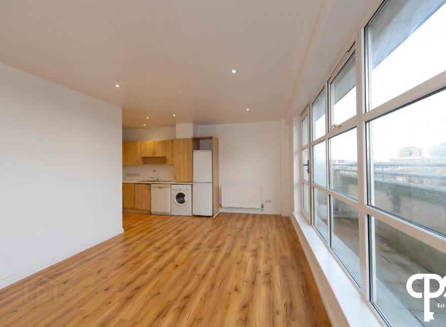 Apt 112, Bass Building, Belfast, BT2 8EA