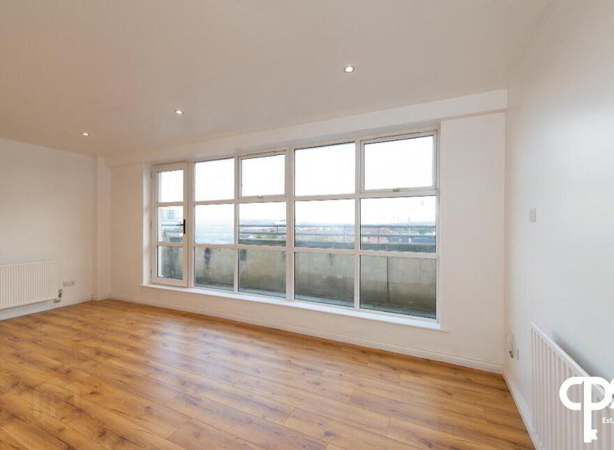 Apt 112, Bass Building, Belfast, BT2 8EA