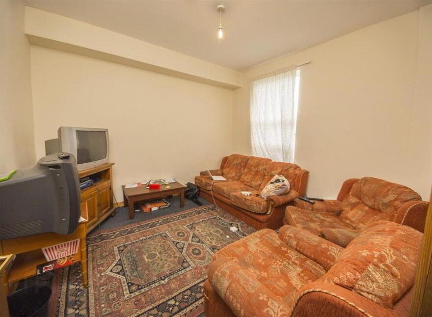 2, 26 Fitzroy Avenue, Belfast, BT7 1HW