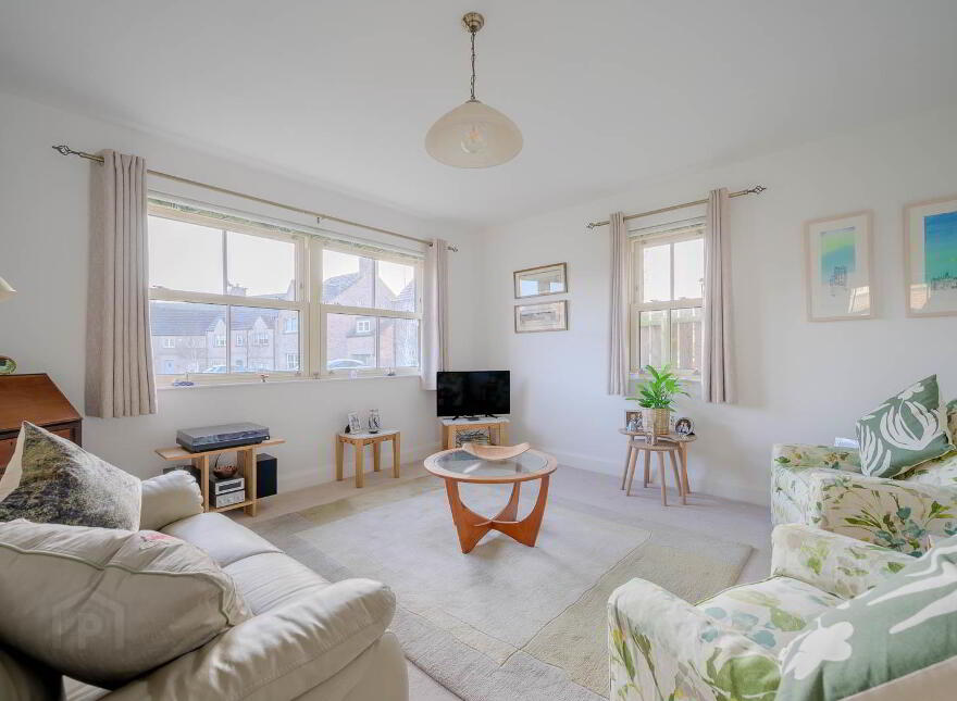 11 College Green, Bangor, BT20 5FA