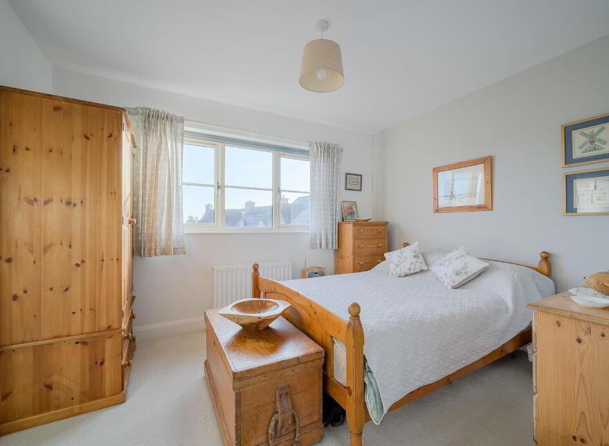 11 College Green, Bangor, BT20 5FA
