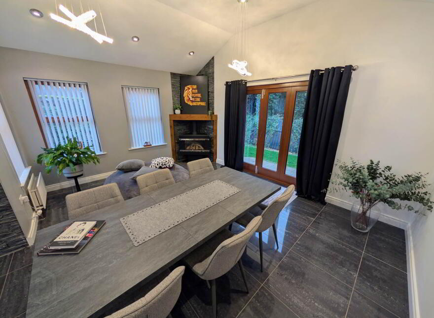1c Blackcave Manor, Larne, BT40 1UN