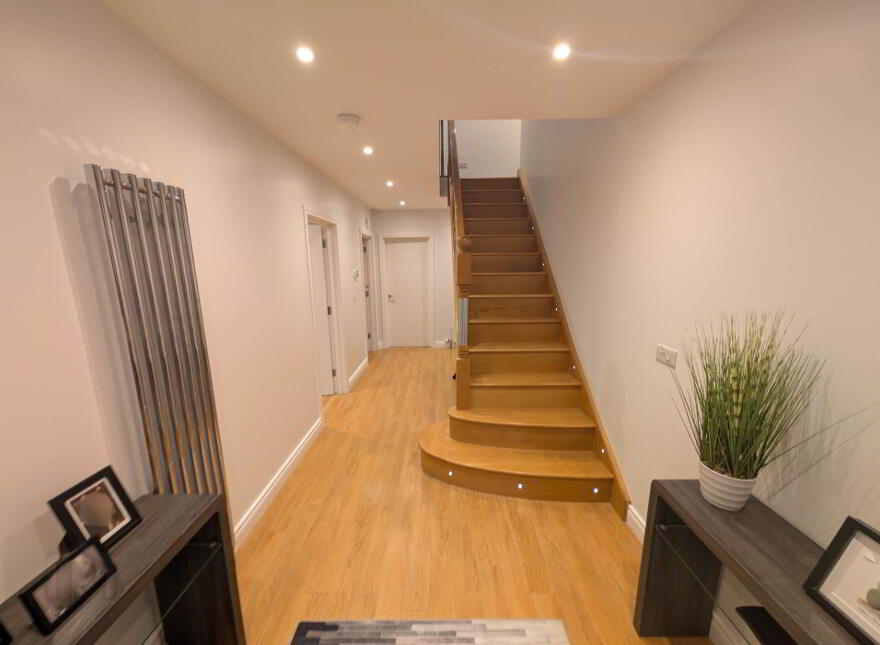 1c Blackcave Manor, Larne, BT40 1UN