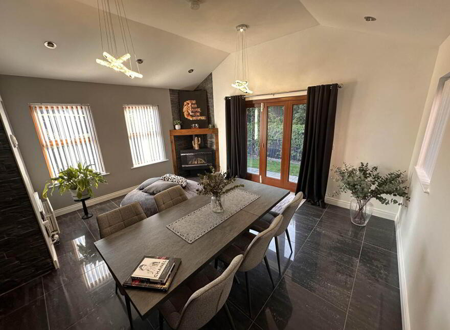 1c Blackcave Manor, Larne, BT40 1UN