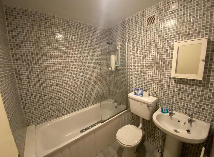 2 Glenfin Court, Glenfin Road, Ballybofey, F93K291