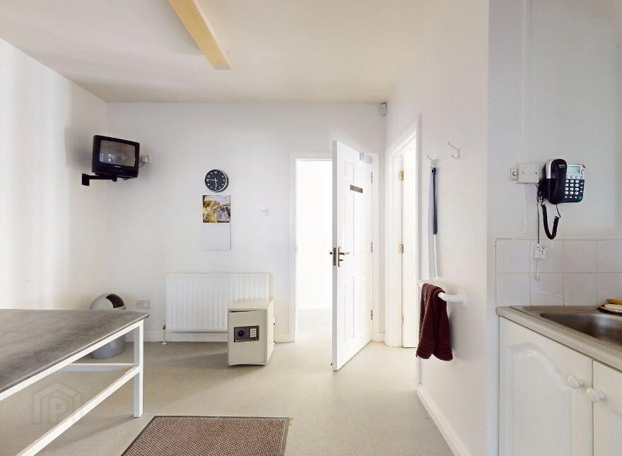 12 & 12a Coolafinny Road, Eglinton, BT47 3PG