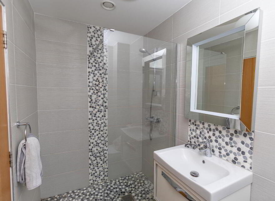 1 Killowen Old Road, Rostrevor, Newry, BT34 3AD