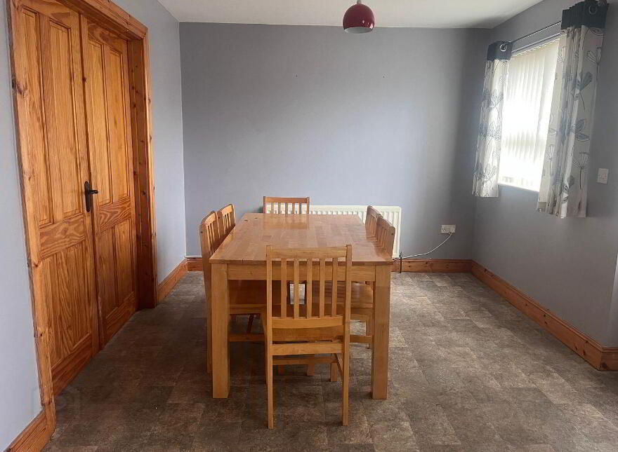 28 Cathedral Hill, Raphoe, F93W7K6