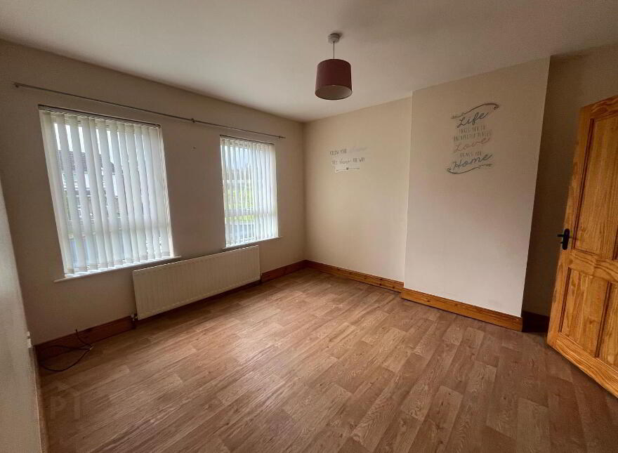 28 Cathedral Hill, Raphoe, F93W7K6