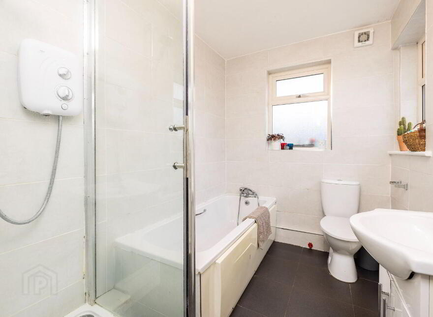 64 Griffith Parade, Finglas East, Finglas, D11E5W8