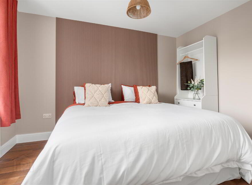 25 Belfast Road, Antrim, BT41 1NY