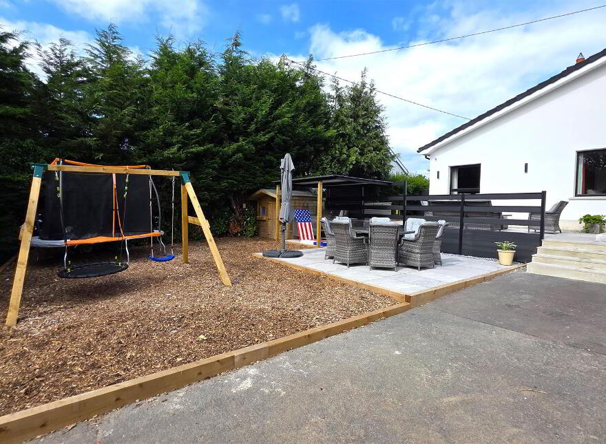 25 Belfast Road, Antrim, BT41 1NY