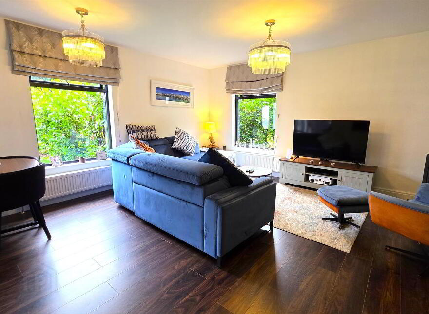 25 Belfast Road, Antrim, BT41 1NY