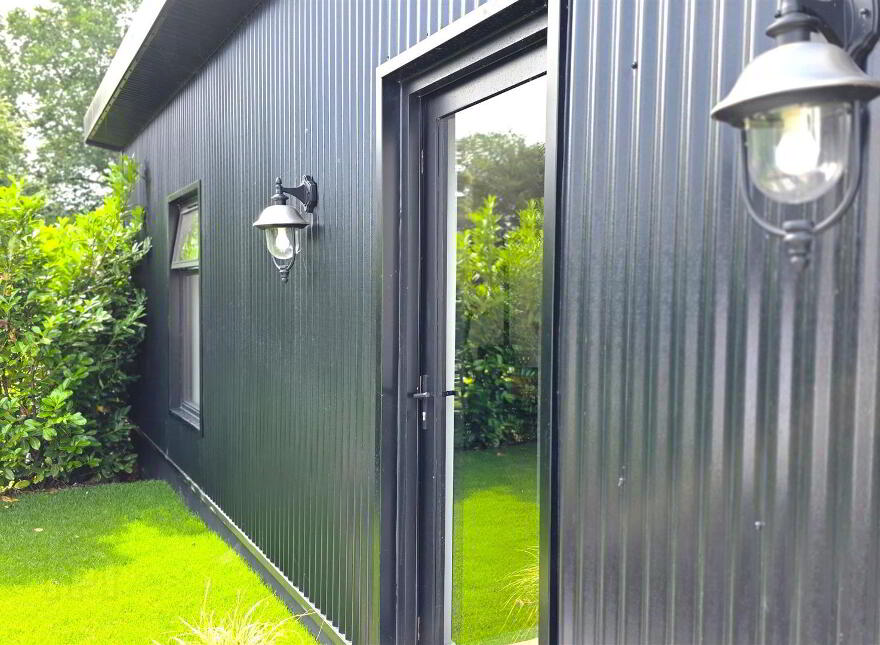 25 Belfast Road, Antrim, BT41 1NY