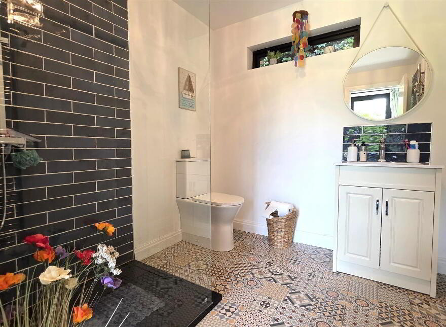 25 Belfast Road, Antrim, BT41 1NY