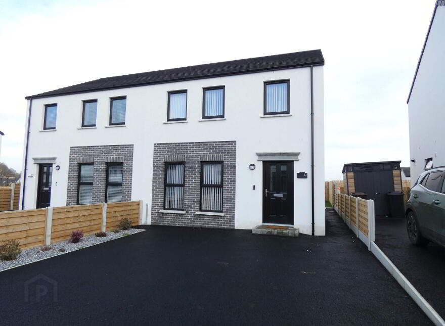 12 Bravallen Crescent, Ballymoney, BT53 7FN