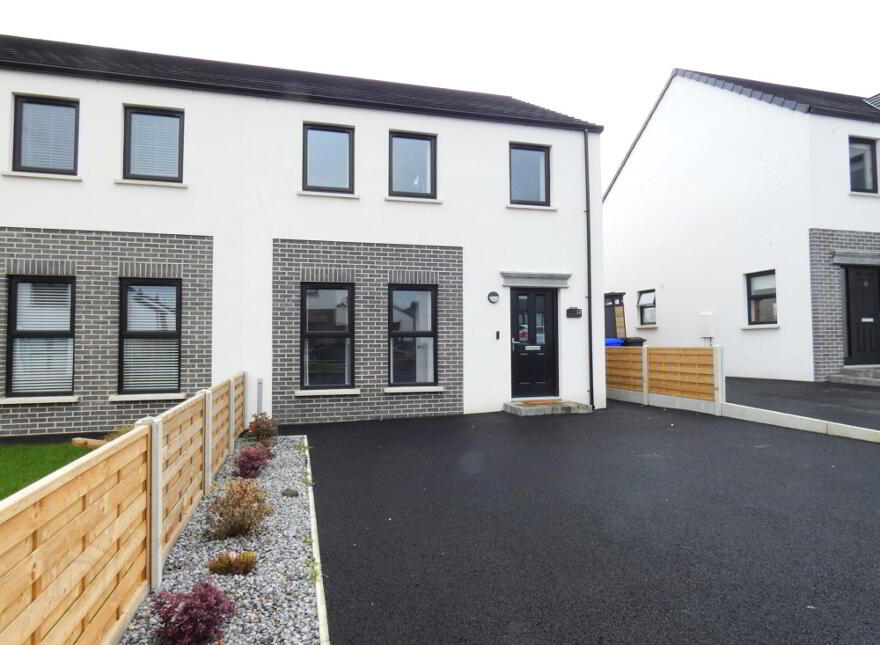 12 Bravallen Crescent, Ballymoney, BT53 7FN