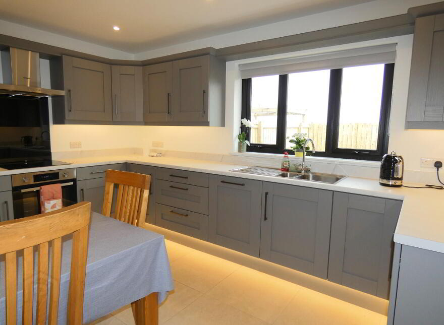 12 Bravallen Crescent, Ballymoney, BT53 7FN