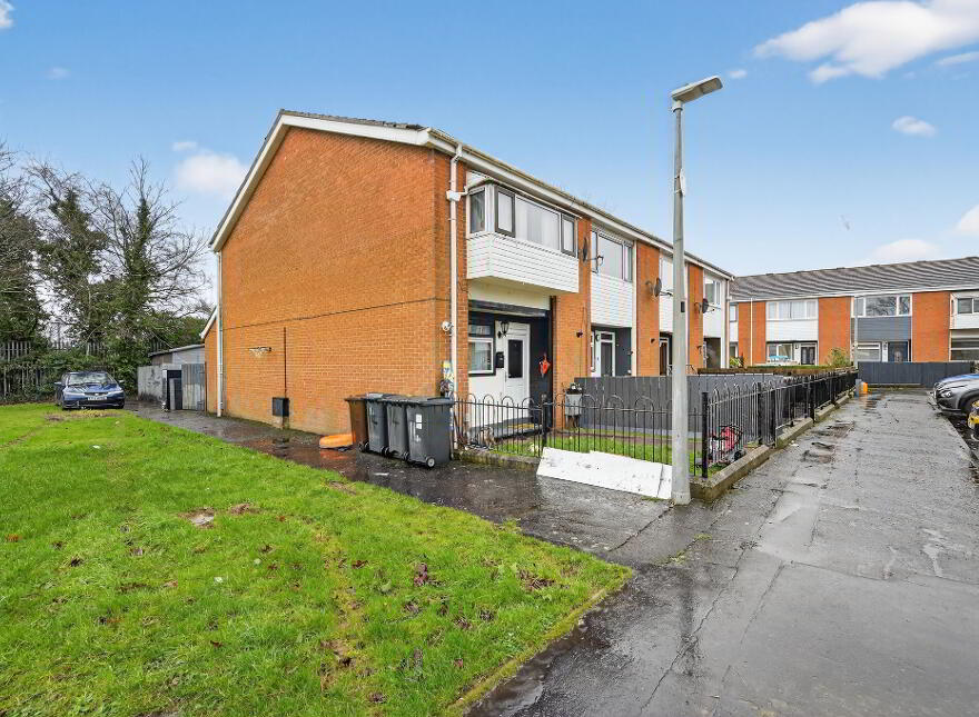 14 Finnis Close, Belfast, BT9 6QW