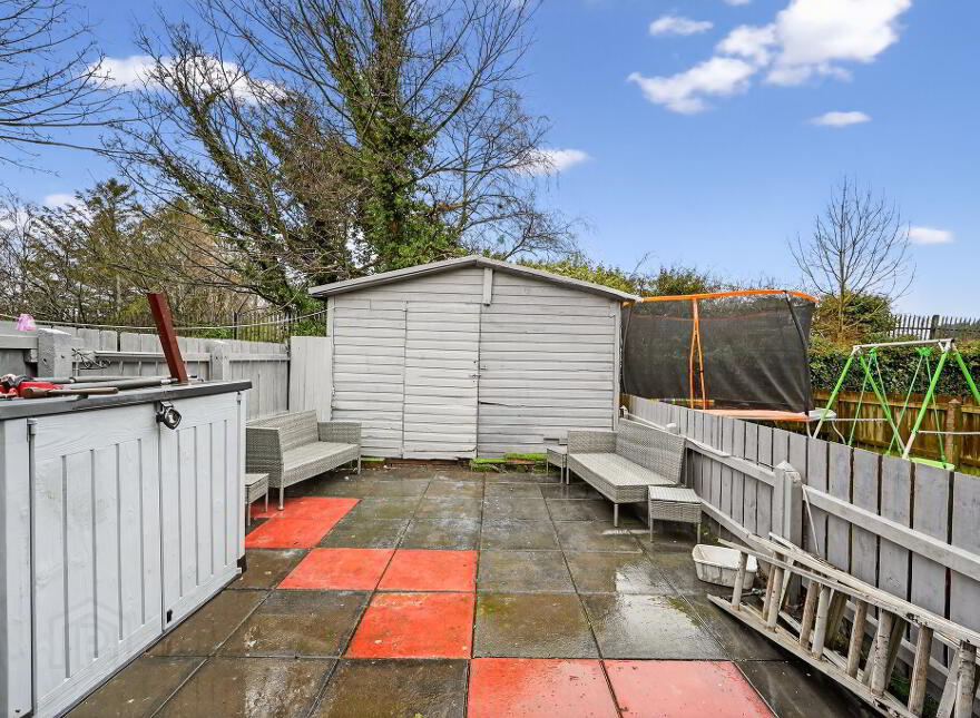 14 Finnis Close, Belfast, BT9 6QW